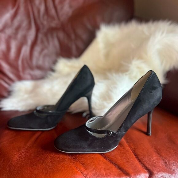 BCBGIRLS Black Velvet Shoes w/ Strap Casual Cute Vintage Pump Mary Jane Heels - Picture 6 of 6